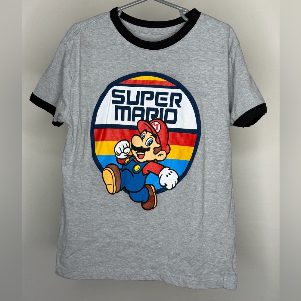 Super Mario Boy's Ringer Short Sleeve Graphic T-Shirt Size Small